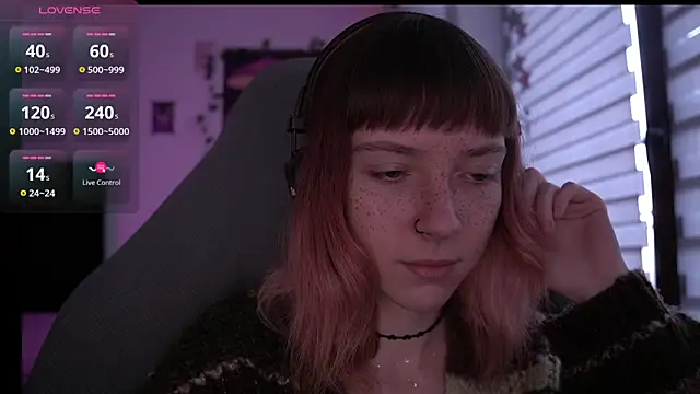 Snapshot of juliapie chatting on 03/14/25, 06:21 juliapie online show from 03/14/25, 06:21