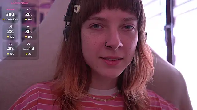 Snapshot of juliapie chatting on 09/25/25, 07:56 juliapie online show from 09/25/25, 07:56