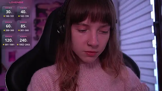 Snapshot of juliapie chatting on 11/30/25, 09:35 juliapie online show from 11/30/25, 09:35