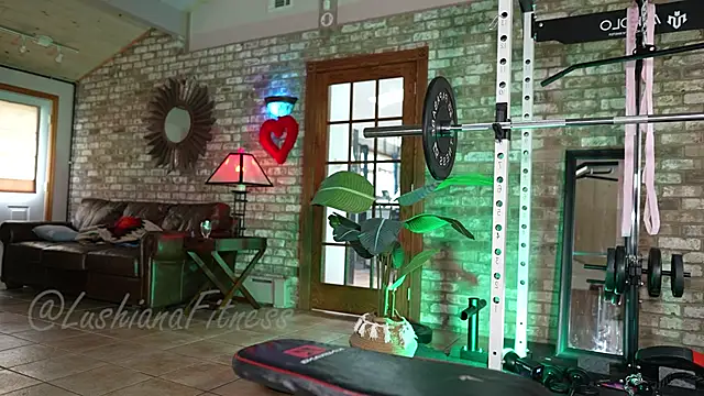 LushianaFitness online show from 06/26/26, 06:12