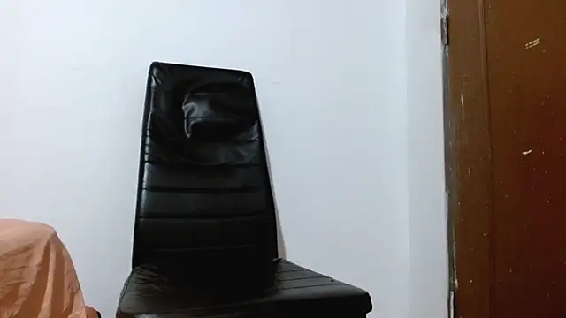 Snapshot of BrandonStond chatting on 05/11/26, 04:51 BrandonStond online show from 05/11/26, 04:51
