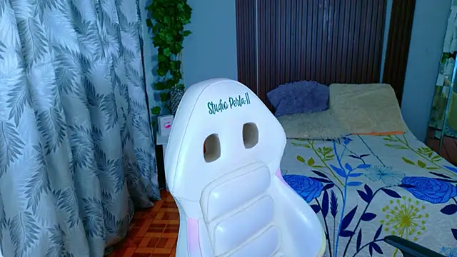 brithany smiith  online show from 05/14/26, 02:02
