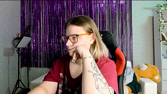 Seductive She Wolf online show from 03/20/25, 12:19