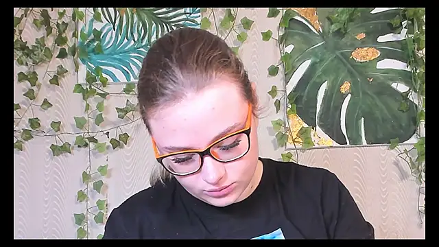 Seductive She Wolf online show from 09/27/25, 08:25