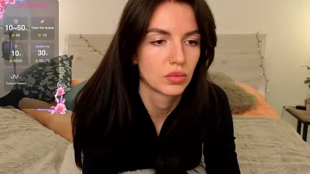 Snapshot of Wonder_Power chatting on 01/14/25, 04:40 Wonder Power online show from 01/14/25, 04:40