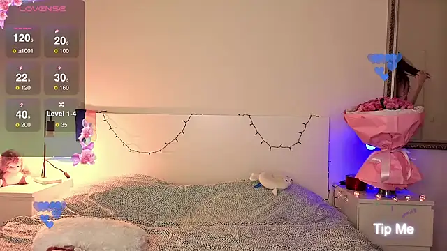 Snapshot of Wonder_Power chatting on 02/21/25, 08:05 Wonder Power online show from 02/21/25, 08:05