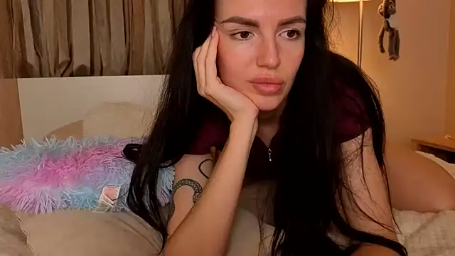 Snapshot of Wonder_Power chatting on 11/11/25, 03:01 Wonder Power online show from 11/11/25, 03:01