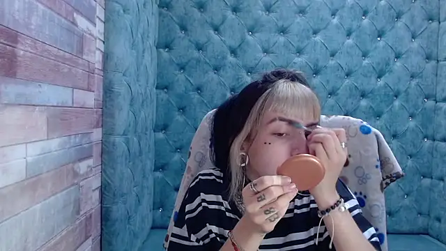 Samantha Smiith online show from 10/08/25, 03:48