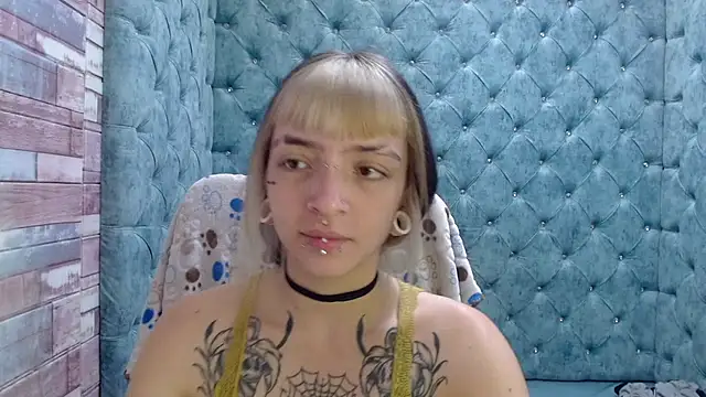 Samantha Smiith online show from 10/24/25, 04:09