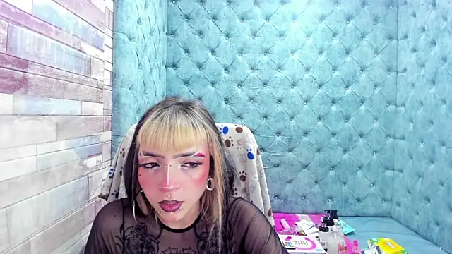 Samantha Smiith online show from 12/21/25, 04:30