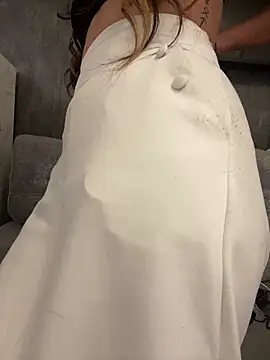 AbyThompson online show from 03/12/25, 05:38