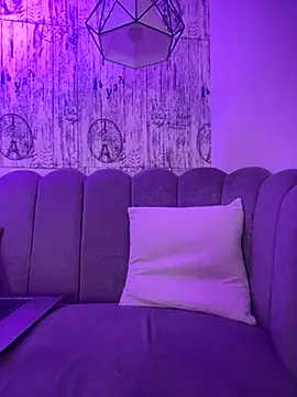 AbyThompson online show from 10/07/25, 12:02