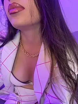 AbyThompson online show from 12/23/25, 09:18