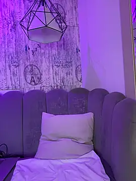 AbyThompson online show from 03/04/26, 12:00