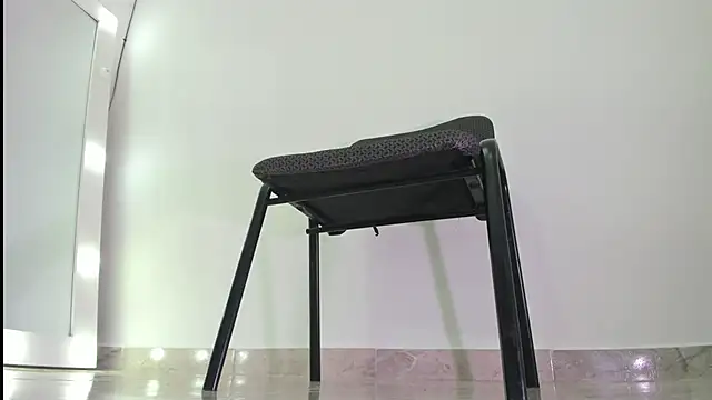 Madeleine  w online show from 03/10/25, 11:27