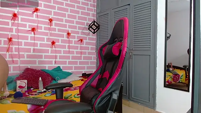 analus-01 online show from 03/21/25, 03:22