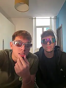 Snapshot of calleaaaa chatting on 10/07/25, 01:30 calleaaaa online show from 10/07/25, 01:30