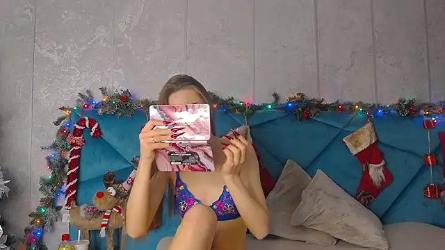 Snapshot of AlyseReuse chatting on 01/04/25, 06:19 AlyseReuse online show from 01/04/25, 06:19