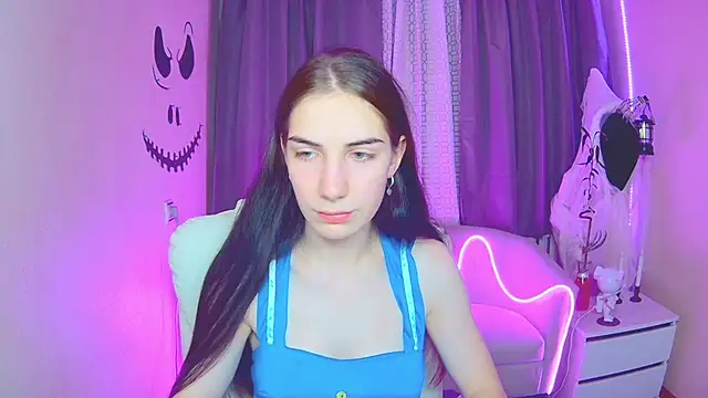 NikaStark  online show from 11/04/25, 07:46