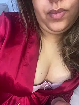 yassminsexy22 online show from 05/23/26, 01:59