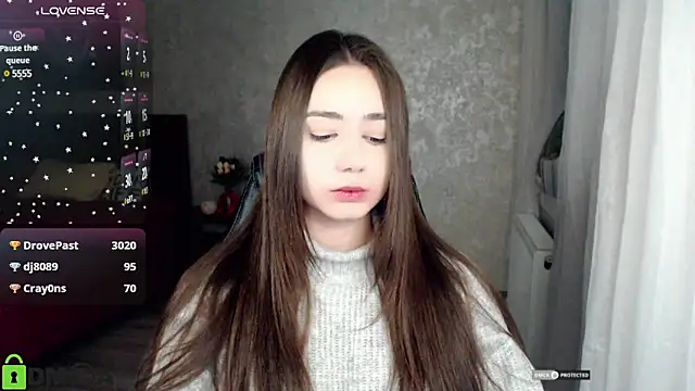 Mary Moonlight online show from 01/03/25, 08:43