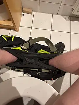 Snapshot of Michaela1222 chatting on 02/27/26, 04:07 Michaela1222 online show from 02/27/26, 04:07