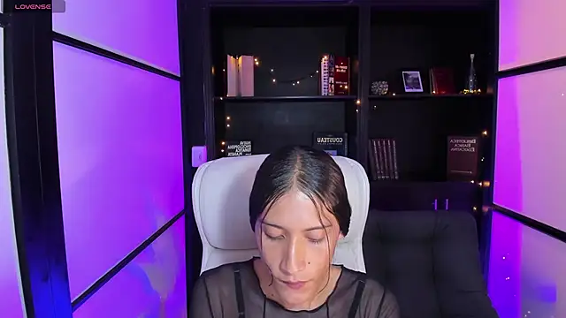 CamilaHarperr  online show from 01/21/25, 04:54