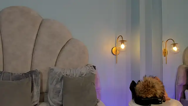 sweeet peach online show from 02/26/25, 10:09