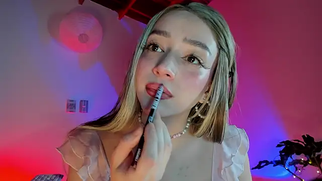 sweeet peach online show from 03/17/26, 03:22