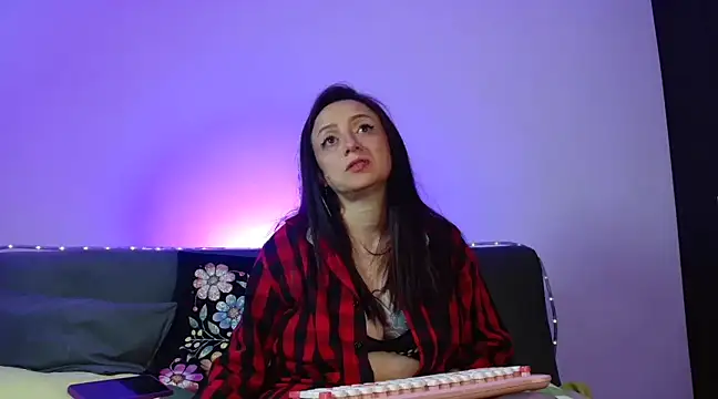 catalinamommyx online show from 03/12/25, 07:02