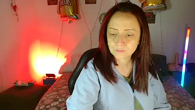 catalinamommyx online show from 10/20/25, 05:19