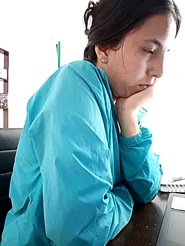 Bonny Klote online show from 03/05/25, 08:42