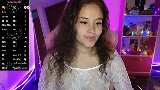 Snapshot of redbarbiedollx chatting on 09/28/25, 01:22 redbarbiedollx online show from 09/28/25, 01:22