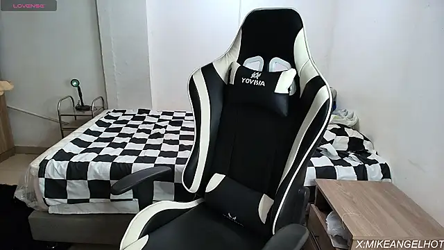 Angelligth online show from 02/20/26, 03:36