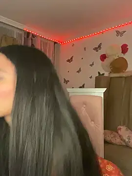 lina pink online show from 01/17/25, 03:45