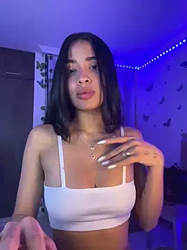 lina pink online show from 03/19/25, 01:21