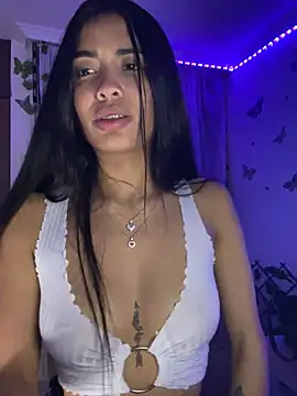 lina pink online show from 03/19/25, 05:30