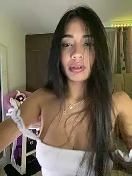 lina pink online show from 03/20/25, 12:30