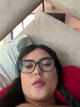 Snapshot of Karla-sexy01 chatting on 01/04/25, 06:30 Karla-sexy01 online show from 01/04/25, 06:30