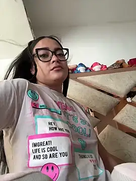 Snapshot of Karla-sexy01 chatting on 01/14/25, 05:12 Karla-sexy01 online show from 01/14/25, 05:12