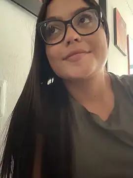 Snapshot of Karla-sexy01 chatting on 01/22/25, 08:59 Karla-sexy01 online show from 01/22/25, 08:59