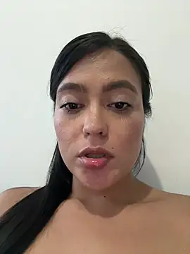 Snapshot of Karla-sexy01 chatting on 05/04/26, 10:50 Karla-sexy01 online show from 05/04/26, 10:50