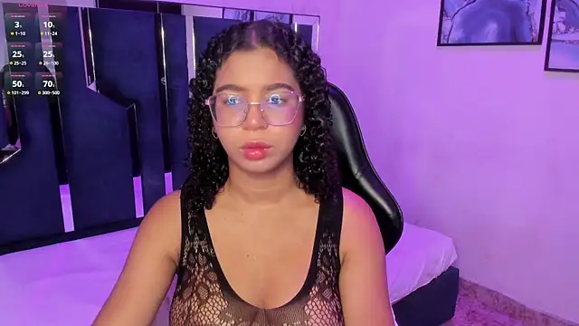 MilaHall  online show from 02/25/26, 04:33