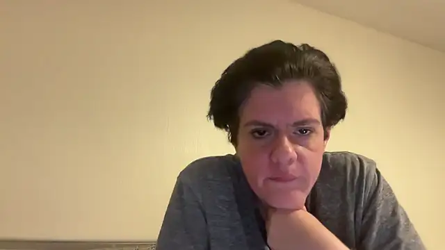 Jess4you0818 online show from 04/04/26, 02:21