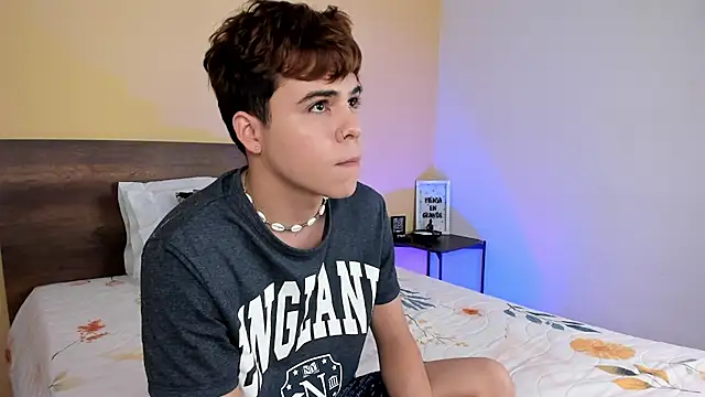 Snapshot of justinbiler chatting on 12/23/24, 03:29 justinbiler online show from 12/23/24, 03:29