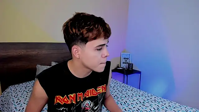 Snapshot of justinbiler chatting on 01/10/25, 12:36 justinbiler online show from 01/10/25, 12:36