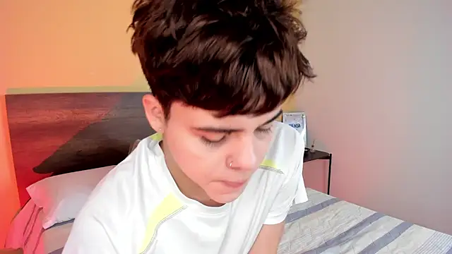 Snapshot of justinbiler chatting on 01/26/25, 12:33 justinbiler online show from 01/26/25, 12:33