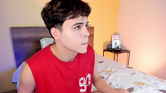 Snapshot of justinbiler chatting on 01/27/25, 12:05 justinbiler online show from 01/27/25, 12:05