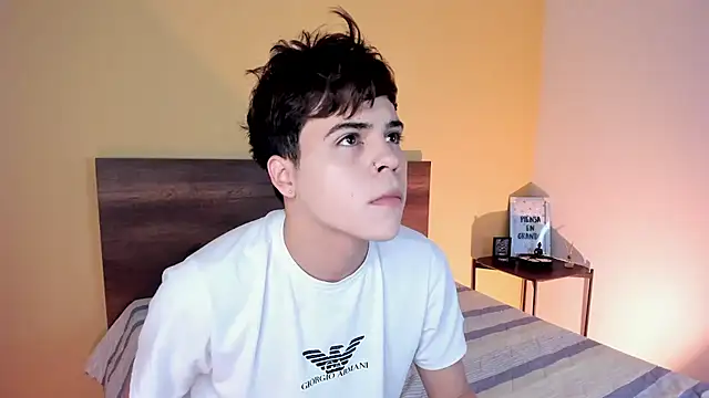 Snapshot of justinbiler chatting on 01/28/25, 12:22 justinbiler online show from 01/28/25, 12:22