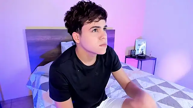 Snapshot of justinbiler chatting on 01/29/25, 12:24 justinbiler online show from 01/29/25, 12:24